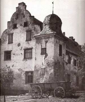 Amagen Burg Omagen Innenhof und Gebäude mit Turm