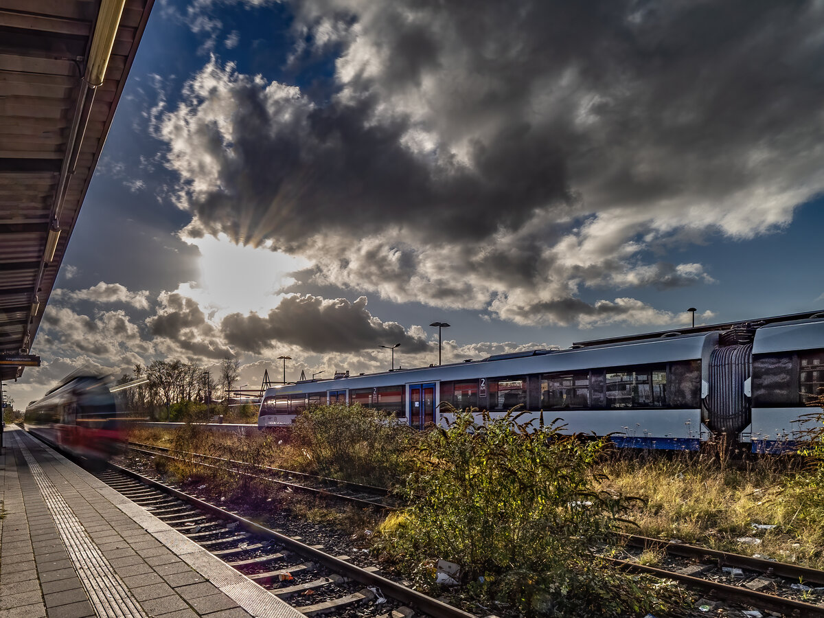 Bahnhof © Raoul Juchem