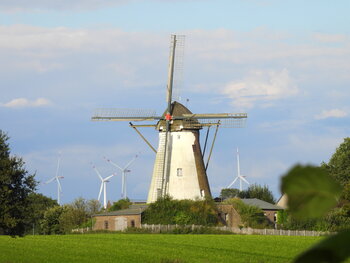 Platz 3: Ferdi Wienand - Windkraft (Grottenhertener Windmühle)